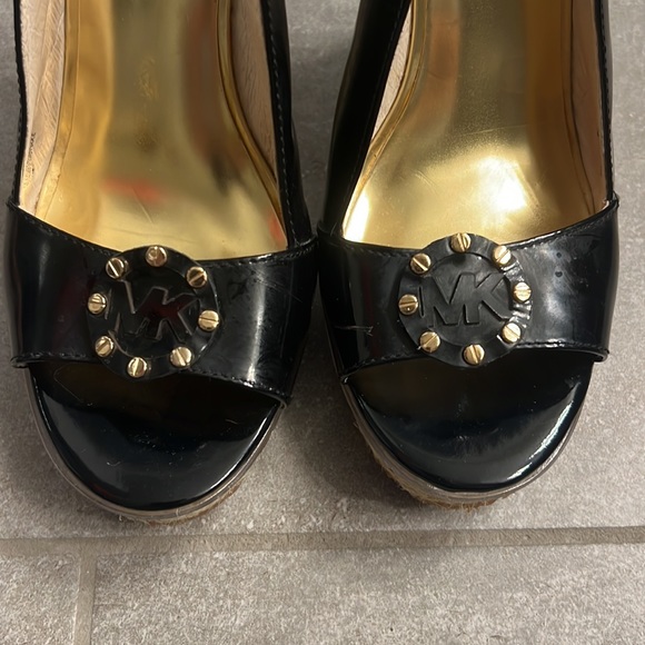 Michael Kors Wedges - Picture 2 of 7